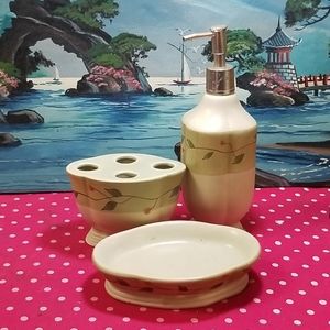 Bathroom accessories set of soap dish toothbrush h